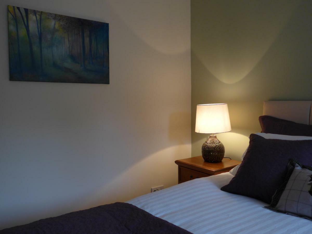 The Olive Tree Bed & Breakfast กอสปอร์ต ภายนอก รูปภาพ