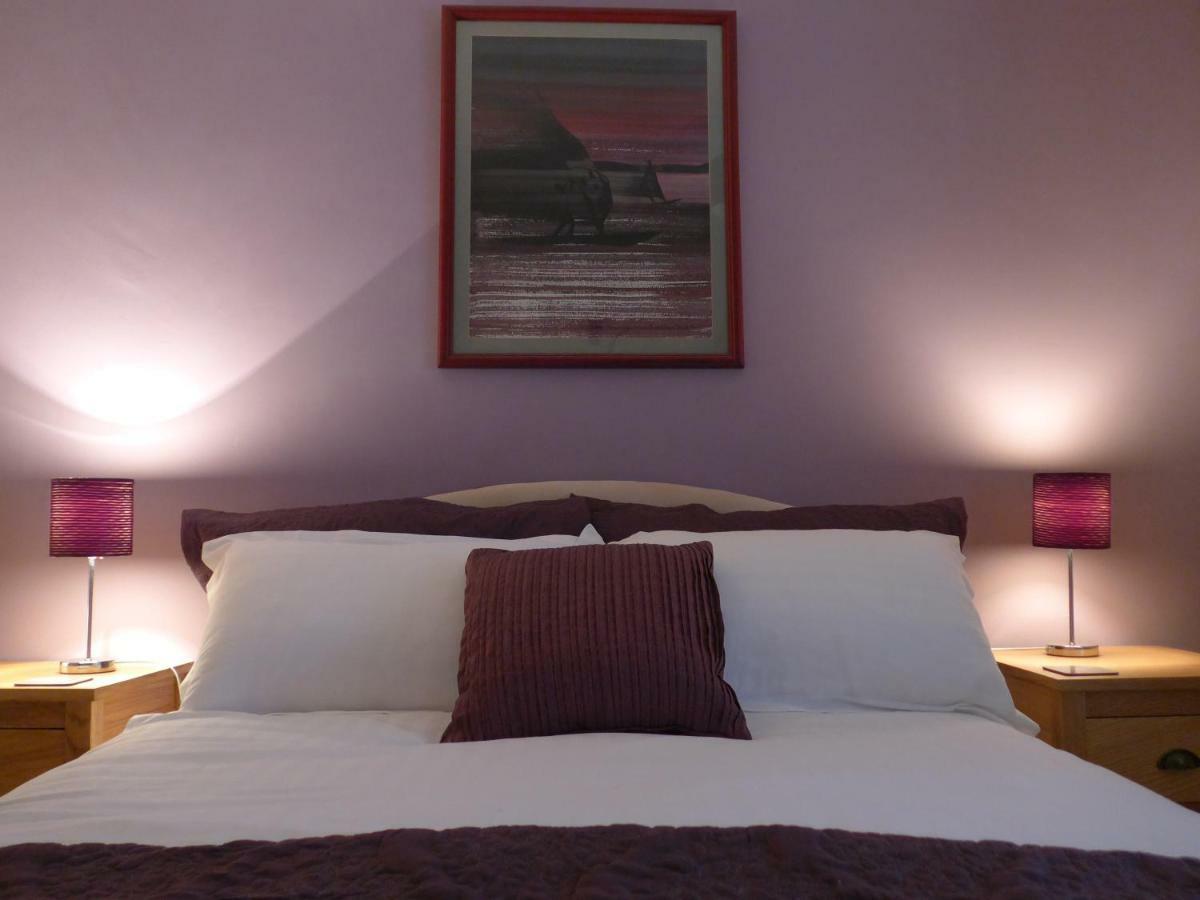 The Olive Tree Bed & Breakfast กอสปอร์ต ภายนอก รูปภาพ
